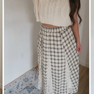 Peach Love California Checkered Cream and Black Midi Skirt